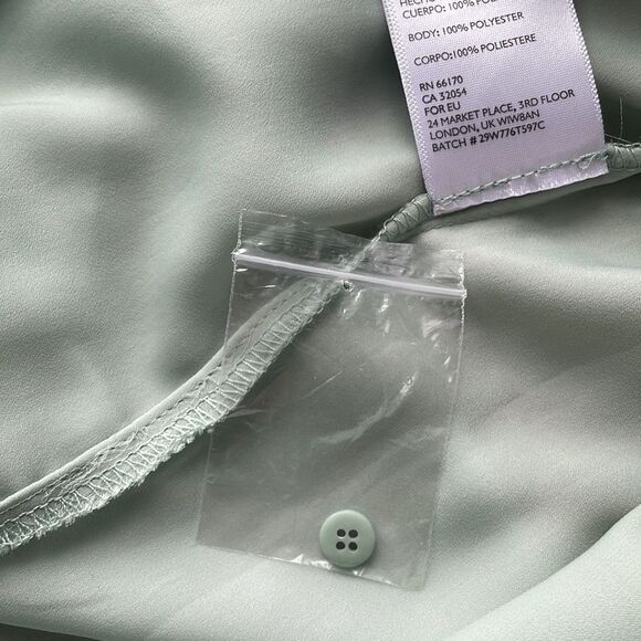 Silence + Noise Pistachio Green Long Sleeve Buttoned Down Shirt. Size Medium. - Picture 12 of 12